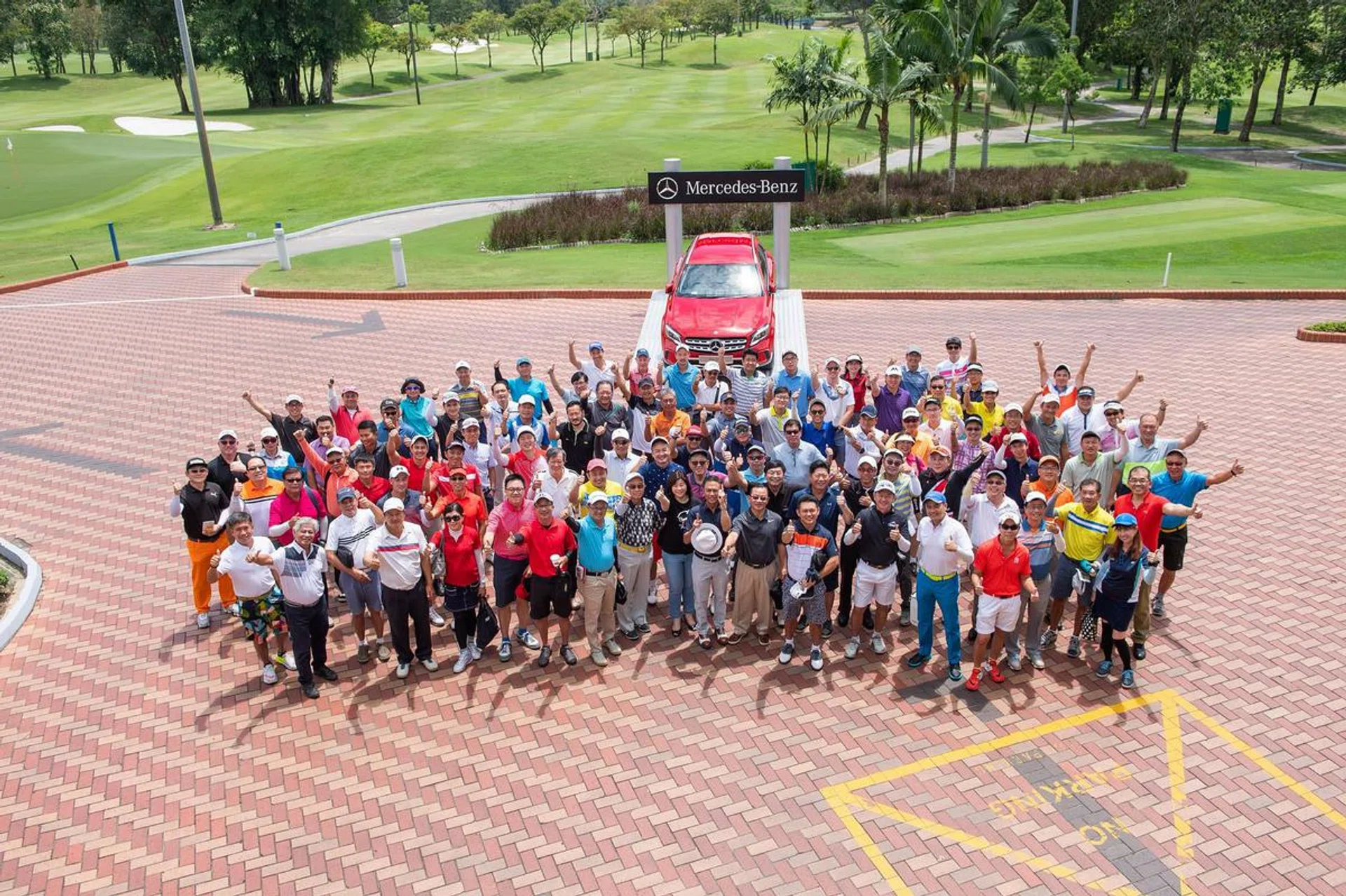 Group photograph before tee off