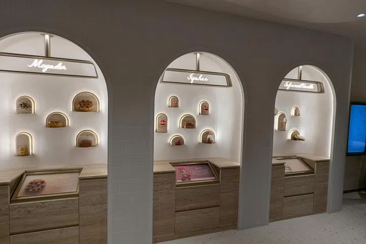 Pierre Hermé Singapore store