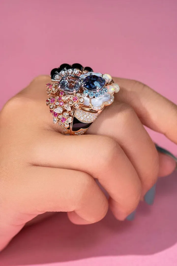 Featuring blue and grey spinels, this toi et moi ring is inspired by the client’s love for Japanese culture. (Photo: Madly Gems)