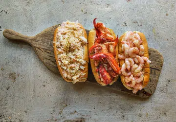 All three classic Luke's Lobster rolls—from left to right; Crab Roll, Lobste Roll and Prawn Roll—will be available in Luke's Lobster Singapore (1)