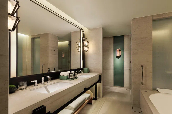 waldorf astoria osaka