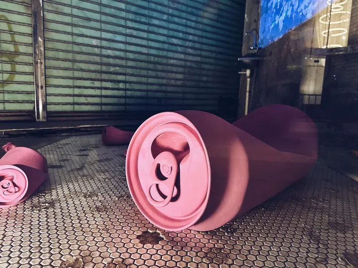 Giant Crushed Cans. (Photo: Mondrian Hong Kong)