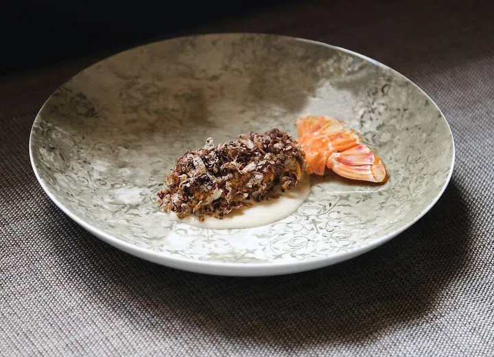 Scampi with miso and nuts from Braci