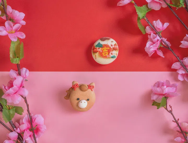 horse-shaped goodies