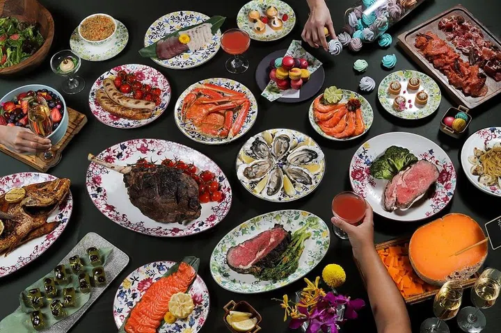 Mother's Day 2023 best meals and treats in Singapore Stamford Hotel 