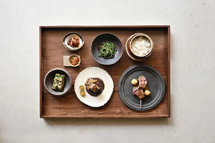southeast asian dining