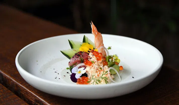 Chirashi black causa