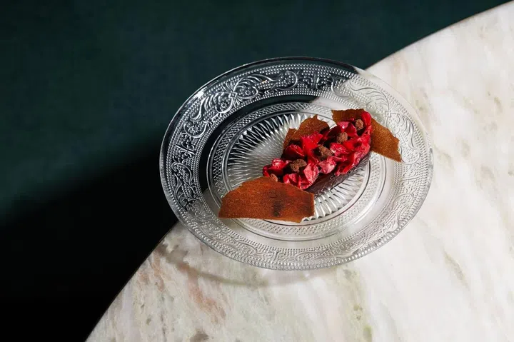 IGNIV Bangkok uses chocolates from the provinces of Chiang Mai, Prachuap Khiri Khan, and Chanthaburi. (Photo: IGNIV Bangkok)