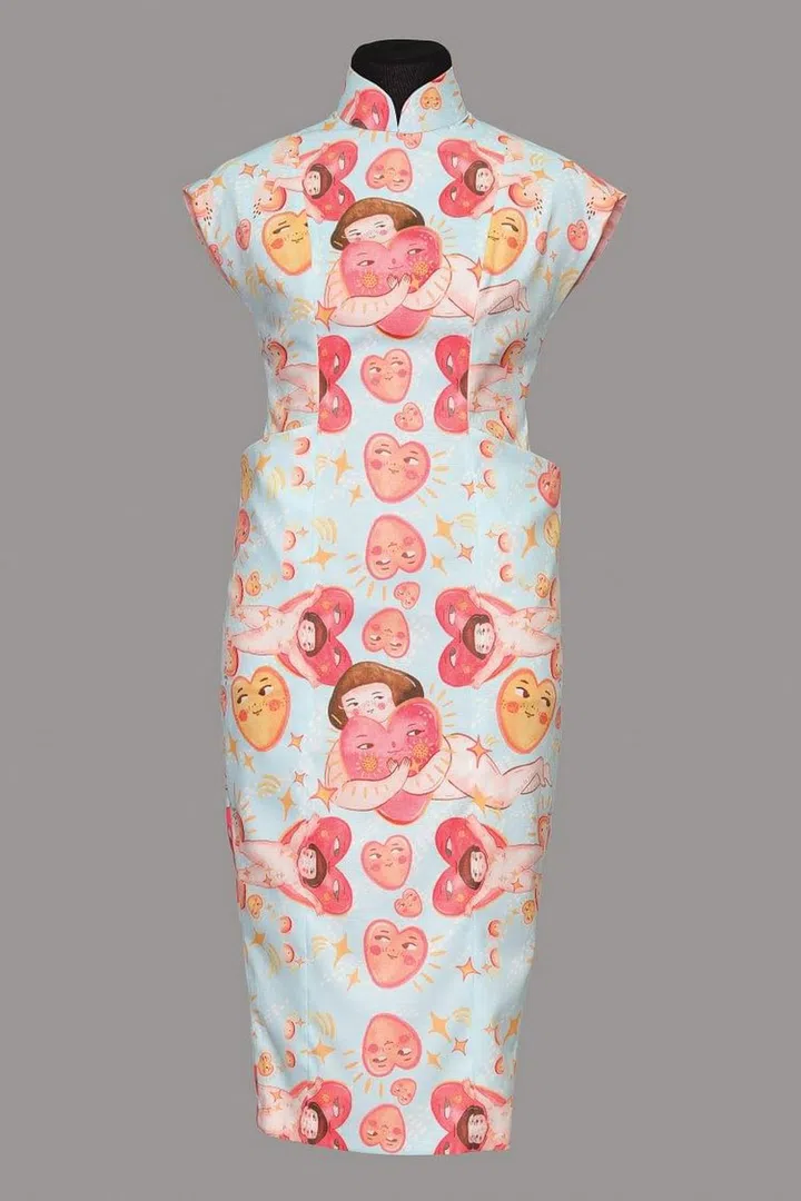 Cheongsam from Studio HHFZ by Hu Ruixian (Photo: Asian Civilisations Museum)