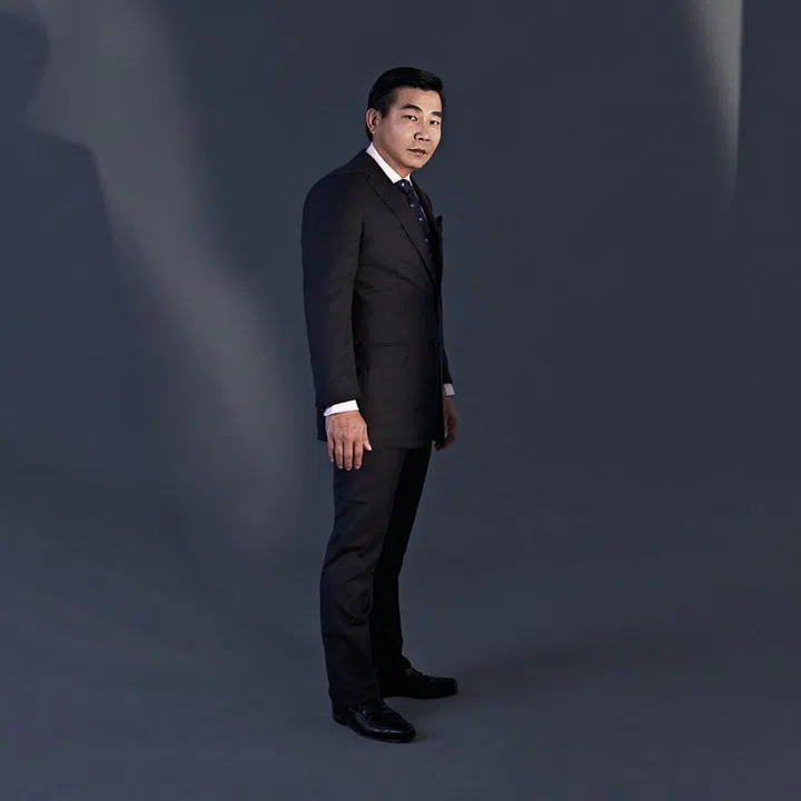 James Lim, Visa's head of consumer products for the Asia-Pacific, Central Europe, the Middle East and Africa, practices what he promotes, shunning the use of cash for various electronic payment options.