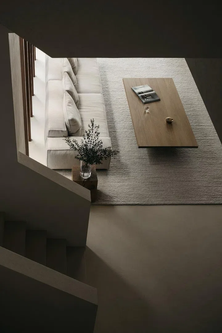 Ethan Lin, principal of design studio TE-EL, daubed the home in a neutral colour palette. (Photo: Studio Periphery)
