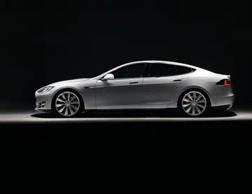 Tesla Model S Sedan