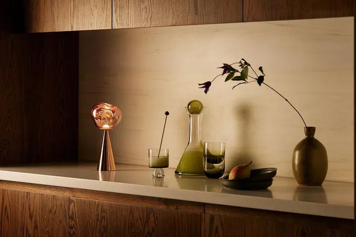 The Melt portable LED lamp offers up to 10 hours of battery life. (Photo: XTRA Designs)