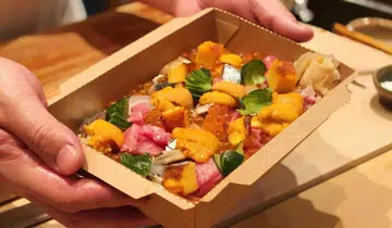 Sushi takeaway