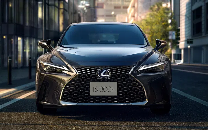 The front end of the Lexus IS 300h is lower and wider.