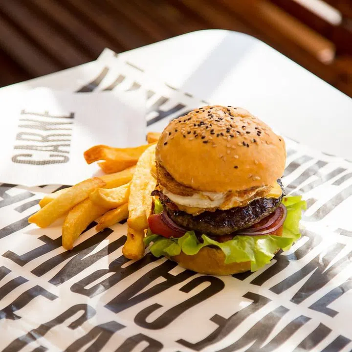 CARNE - Burger