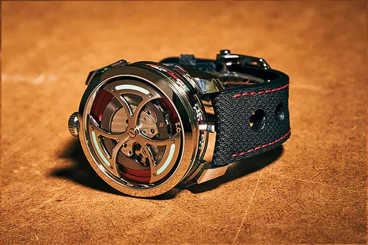 M.A.D.1 Red in steel