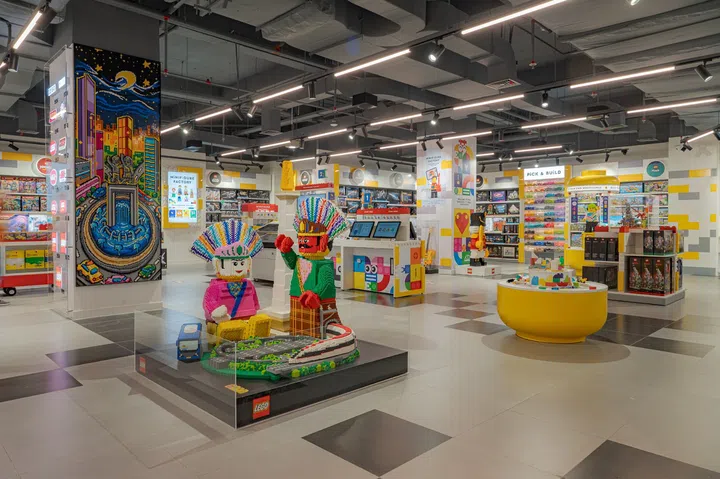 Lego’s largest Southeast Asian store in Senayan City Mall in Jakarta. (Photo: Lego)
