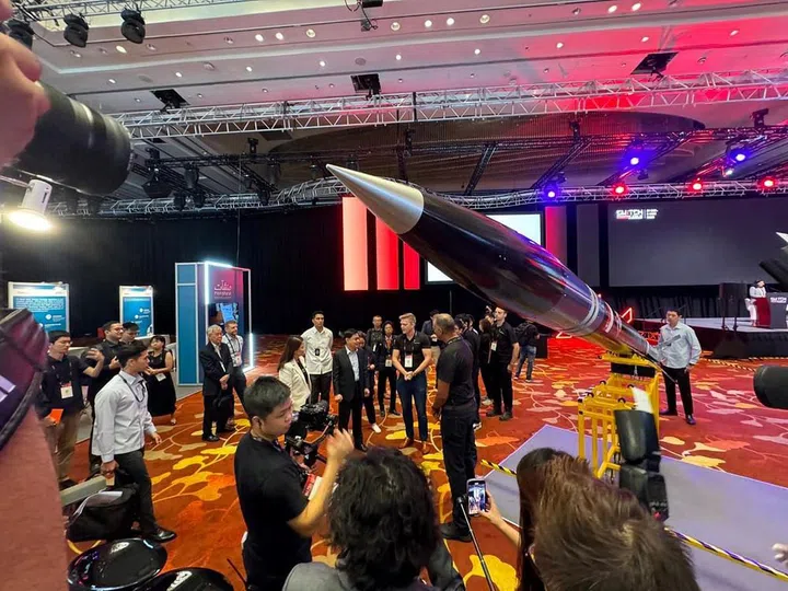 "We were honoured to meet and share our vision on the future of space exploration and propulsion with Deputy Prime Minister, Mr Heng Swee Keat at the SWITCH Exhibition in Singapore." (Photo: 