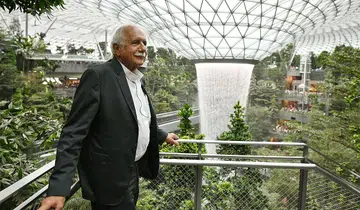 Moshe Safdie