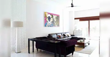 House Tour: Elegant Sixth Avenue 3.5-storey detached house for an art gallery owner