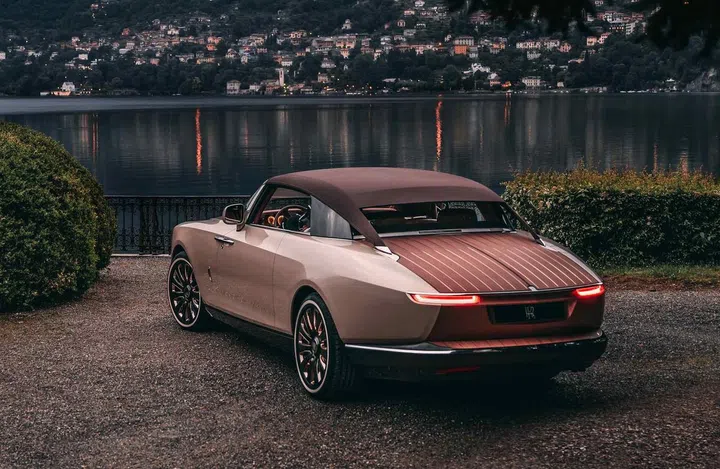 Rolls Royce Boat Tail pearl