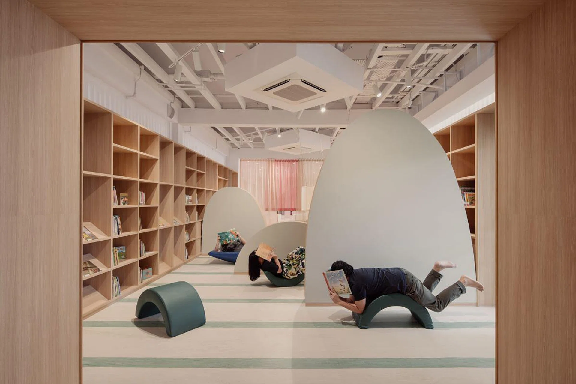 The Village Library by Lekker Architects. (Photo: Lekker Architects, Khoo Guo Jie)