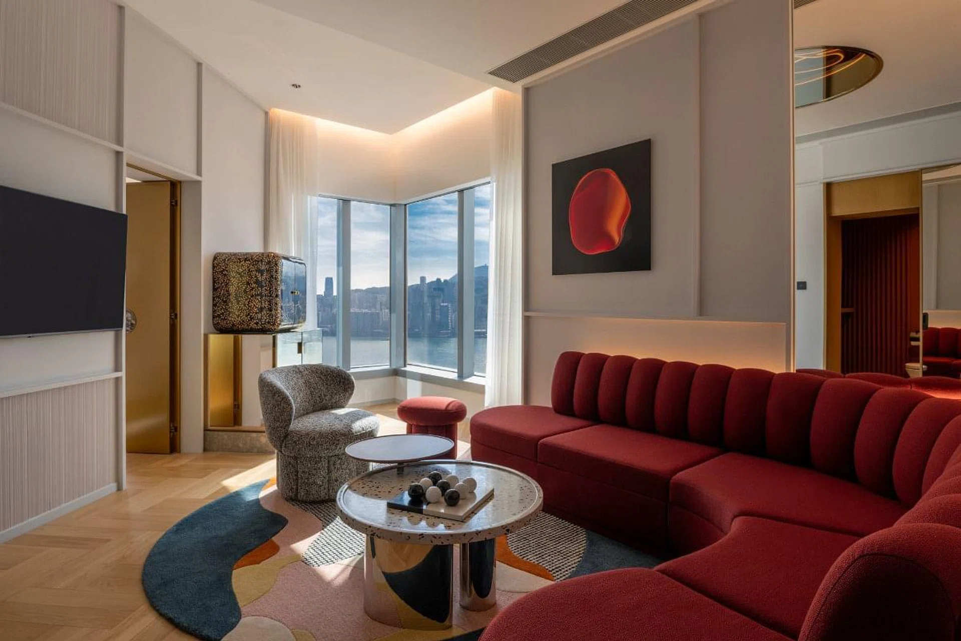 Harbour Suite. (Photo: Mondrian Hong Kong)