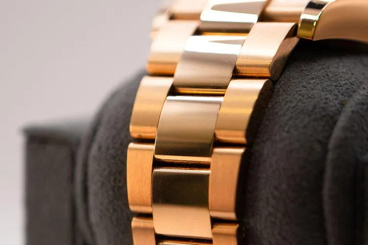 how do i protect my watch