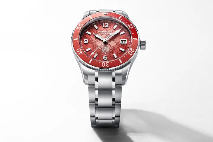 Montblanc Iced Sea Automatic Date 0 Oxygen Limited Edition 300 in stainless steel with a textured coral-coloured glacier-pattern dial, matching bi-colour rotating bezel, and steel bracelet.