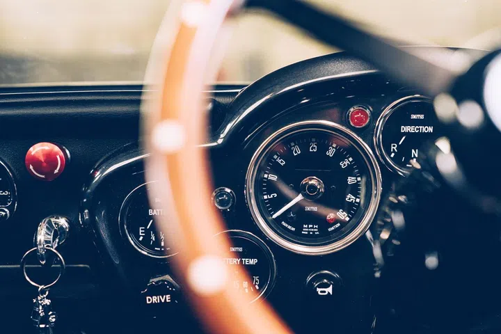 TLCC Aston Martin 007 dashboard