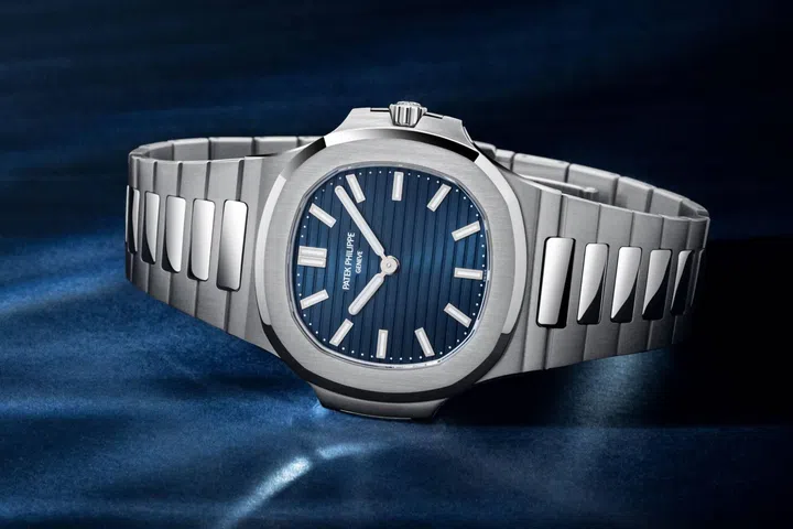 compact men’s watches
