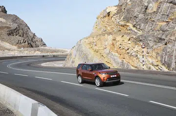 Land Rover discovery off-road driving all-terrain vehicle