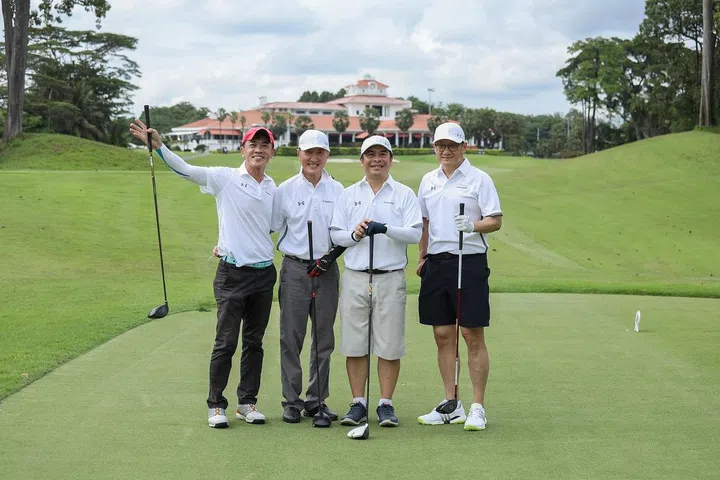 Ong Kim Pong (Regional CEO, Southeast Asia, PSA International Pte Ltd), Lim Seak Koon (CEO, Beverly Group), Kenneth Goi (COO & Executive Director, GSH Corporation) and Alvin Lee (Head of Group Wealth Management & Community Financial Services, Maybank Singapore) at the recent Maybank Golf Day Event held at the Sentosa Golf Club. (Photo: Maybank Singapore)