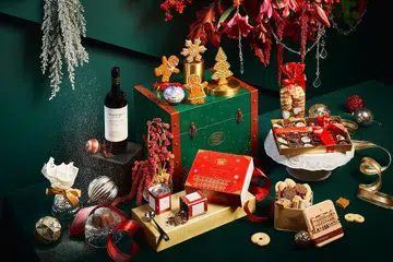 Raffles Hotel Jubilant Festive hamper