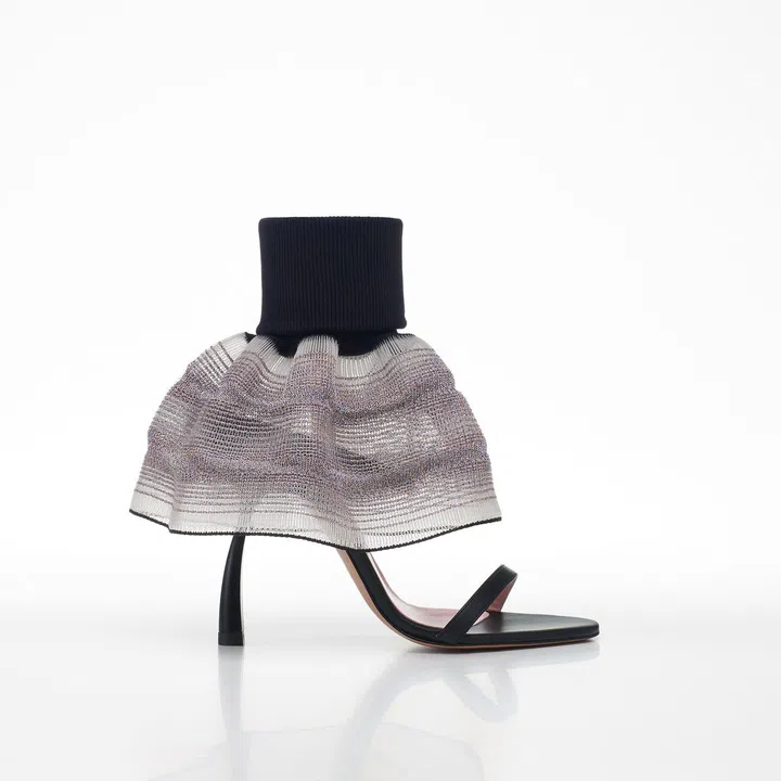 Fantasia 100 Sock in Black.