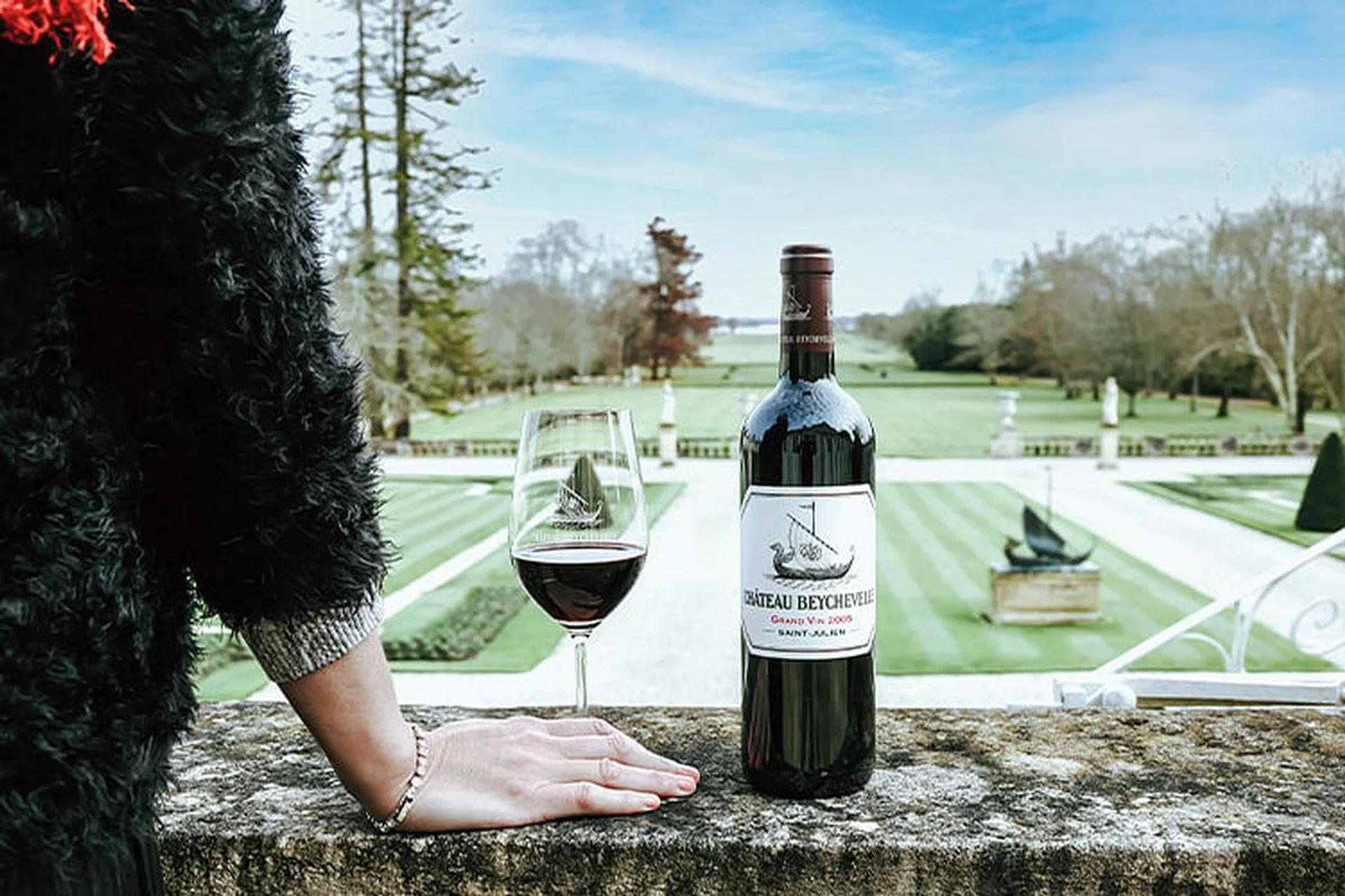 Château Beychevelle’s age- worthy grand vin is made with grapes from the finest vineyard plots of the Château.