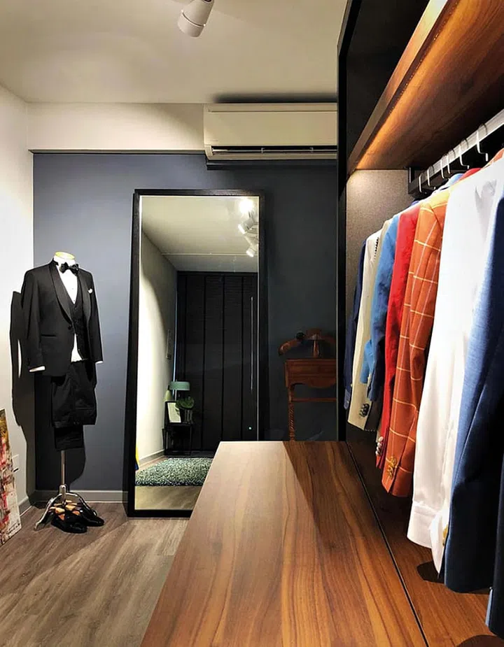 The interior of Closeknip at Cavan Road.