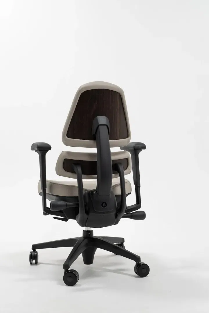 Anthros Chair