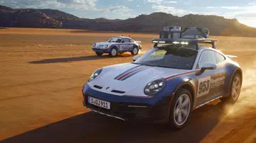 Porsche 911 Dakar car
