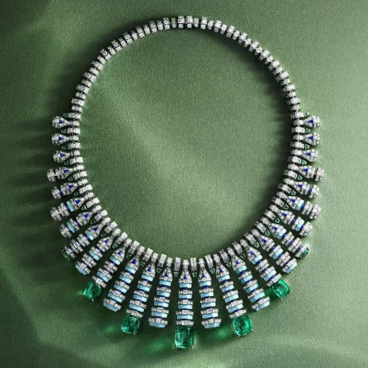 Cartier Le Choeur des Pierres Olorra necklace featuring five Colombian emeralds with turquoise, lapis lazuli and diamonds in a geometric design.