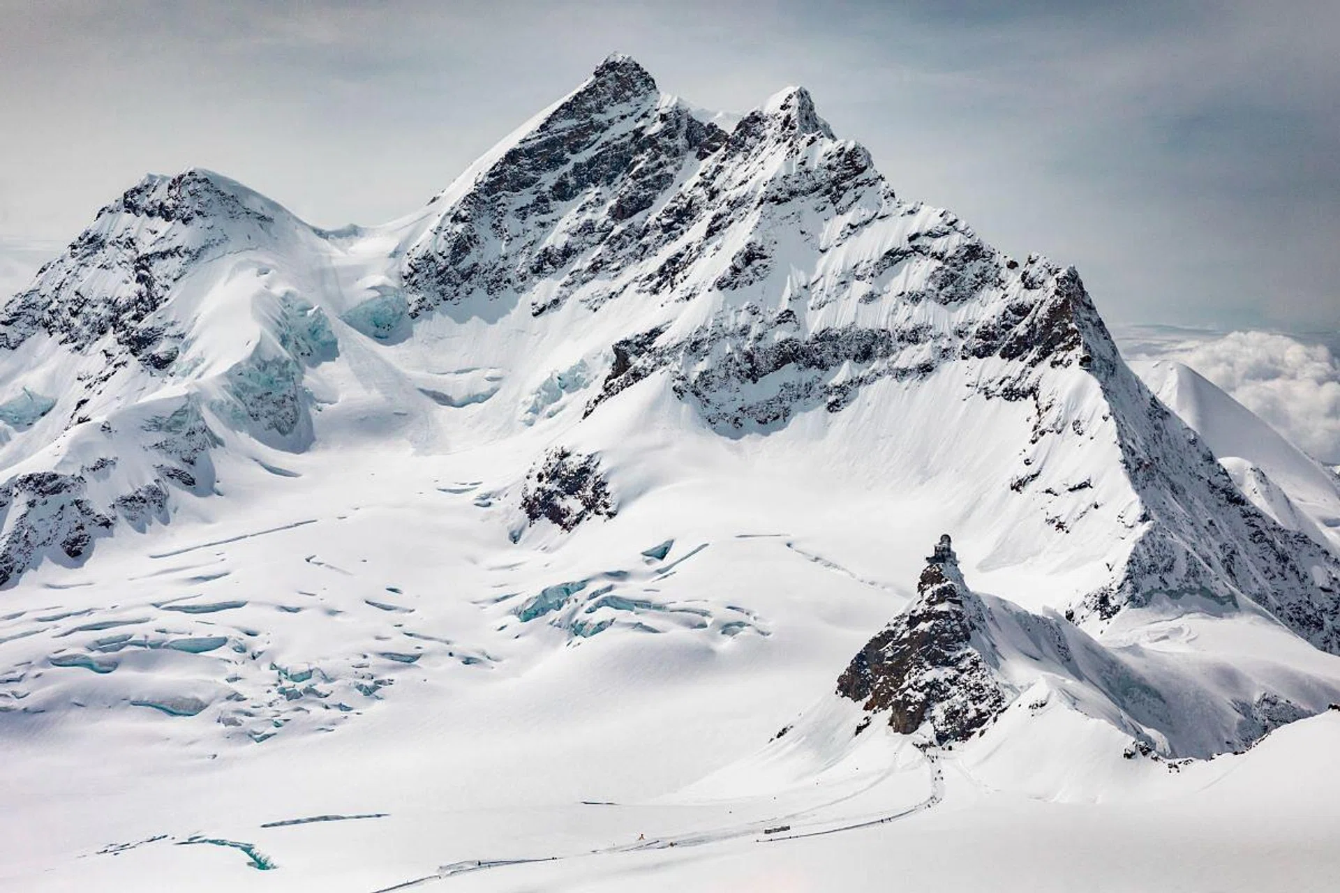 The peaks of Jungfraujoch. (Photo: Switzerland Tourism)
