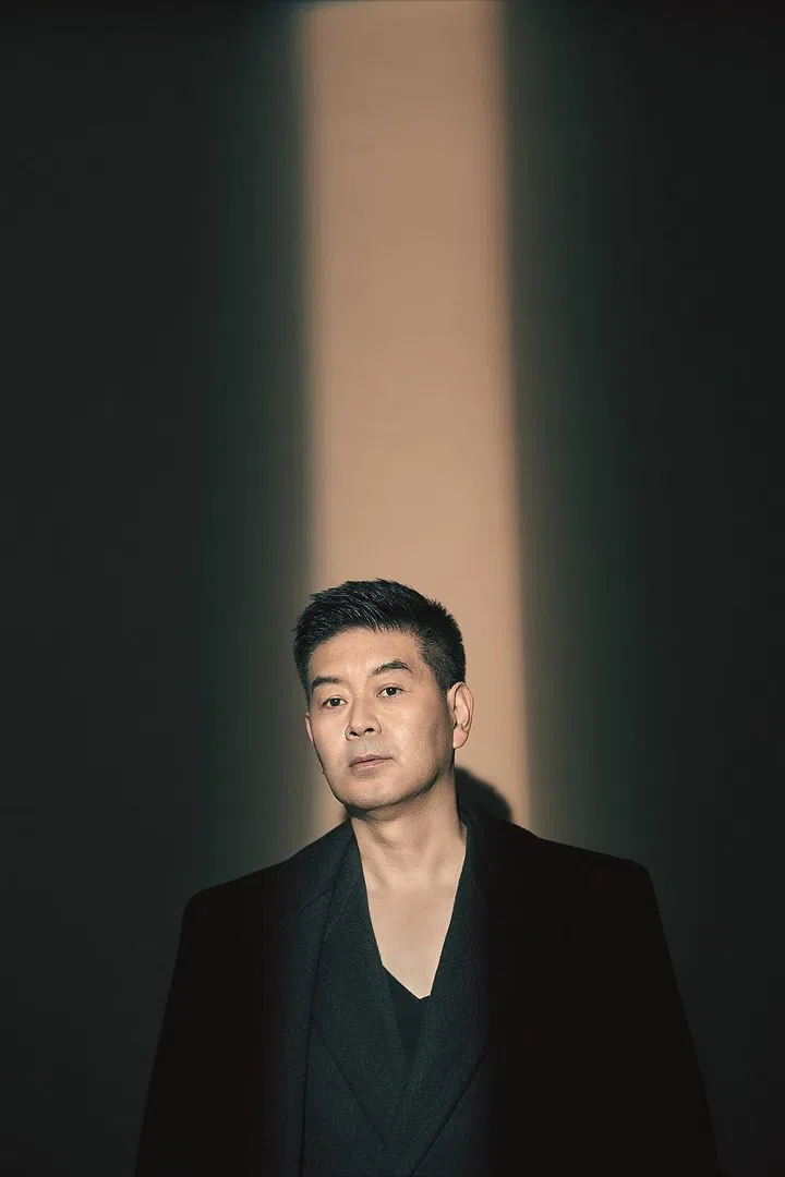 Chris Lee is a huge advocate for diversity and has pushed for it in Medtronic APAC's ranks even before it became a buzzword.