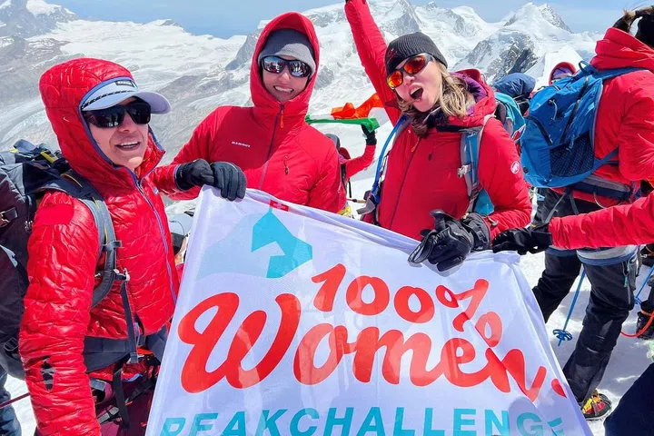 Christine Amour-Levar with teammates (Photo: Switzerland Tourism)