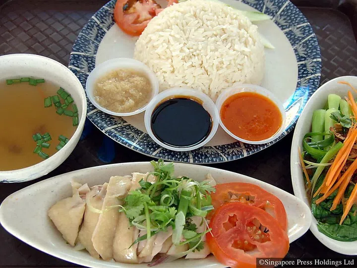 A full set at Tiong Bahru Hainanese Boneless Chicken Rice.