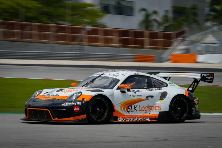 Yuey Tan's 2022 SLK Racing Team car