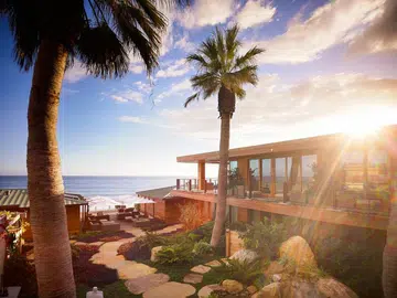 Nobu Malibu Matsuhisa April 2017 (1)