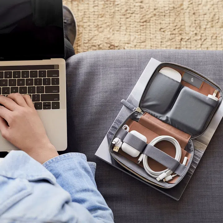 Bellroy Tech Kit Compact