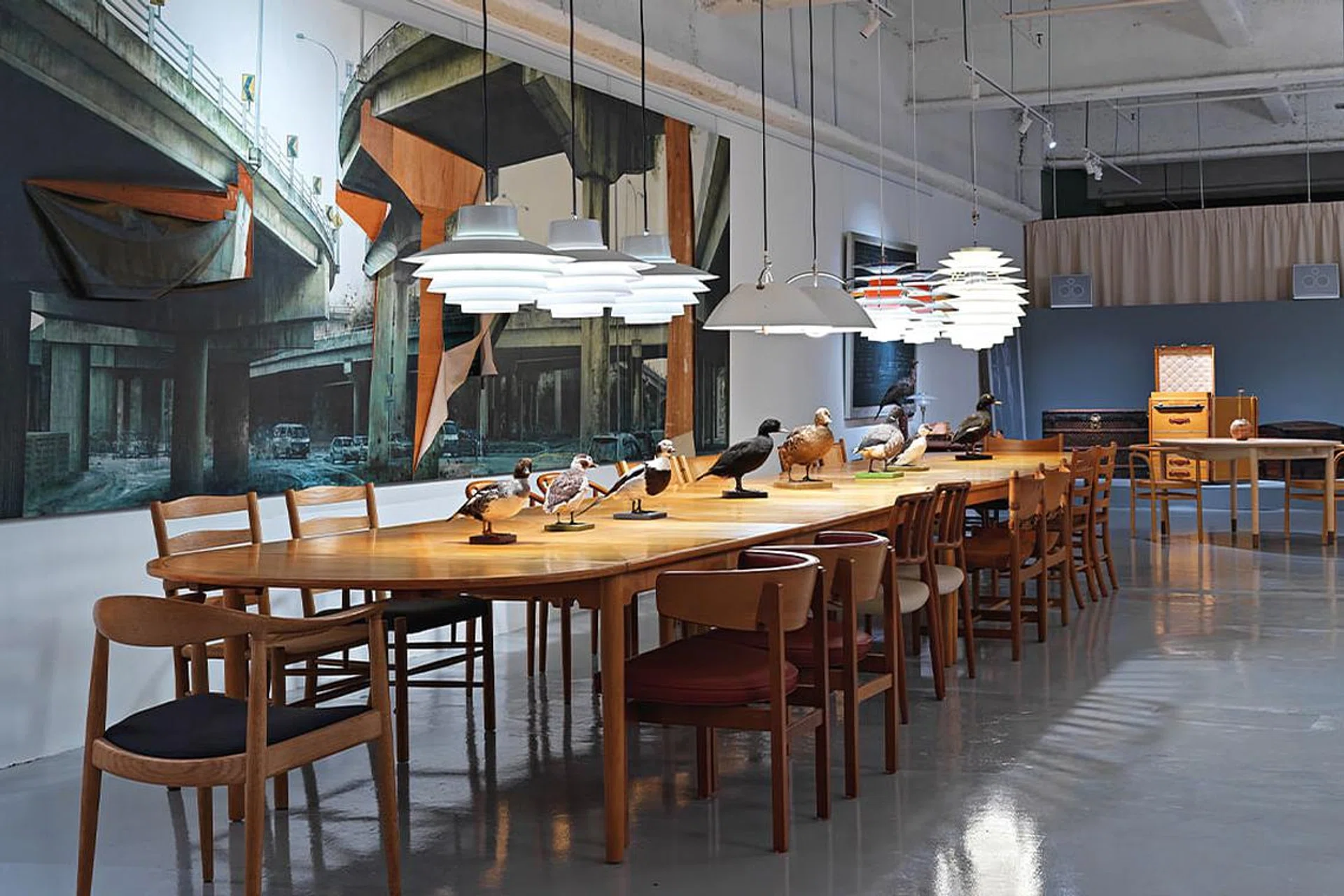 Vintage furniture by 20th century Danish designers at 1B2G.