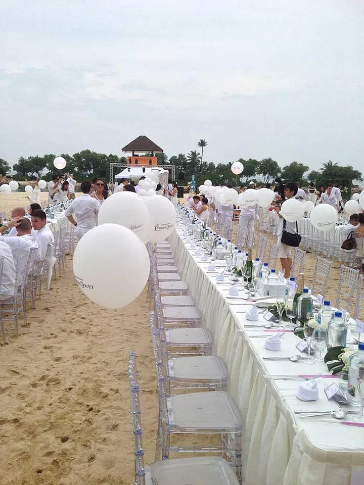 Diner En Blanc this year at Tanjong Beach
